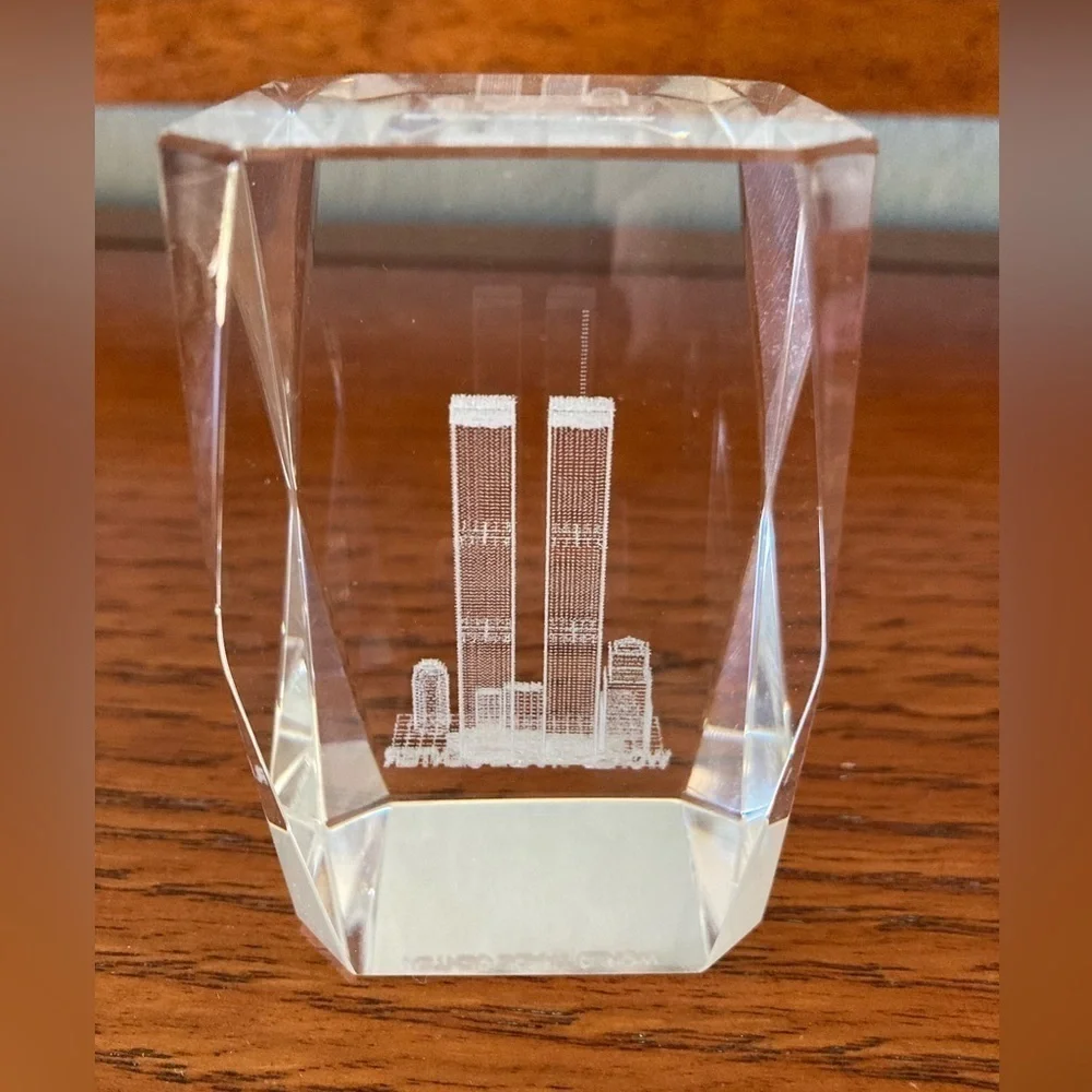 World Trade Center New York Paperweight WTC Twin Towers